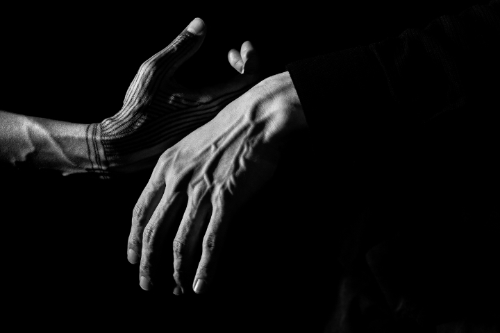 Impression. Höchst eindrucksvoll konzentriert sich Claude Hofer auf Körperdetails. © Claude Hofer Butoh2